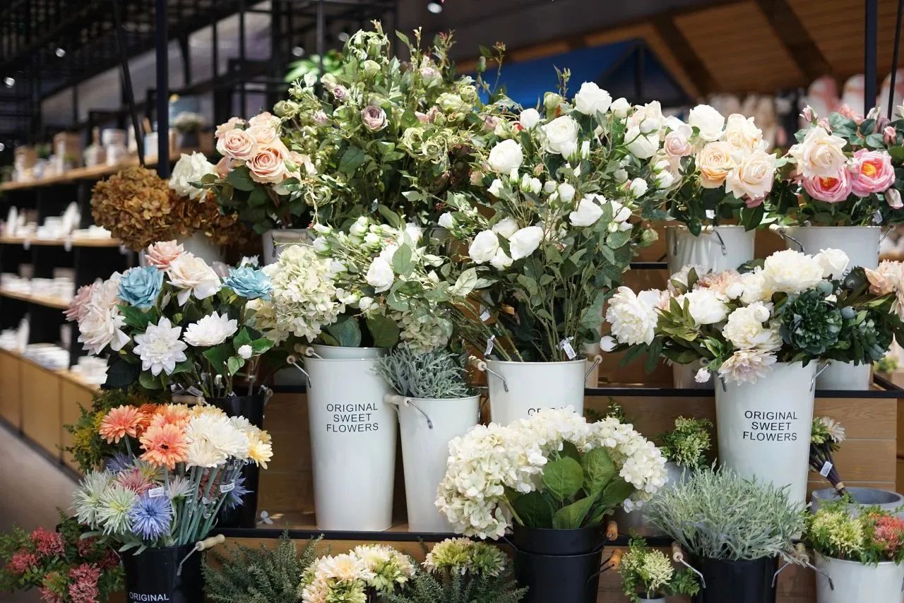 武义畅捷通新闻资讯：凭着一腔热爱开花店，屡遭碰壁的她换道闯出新事业